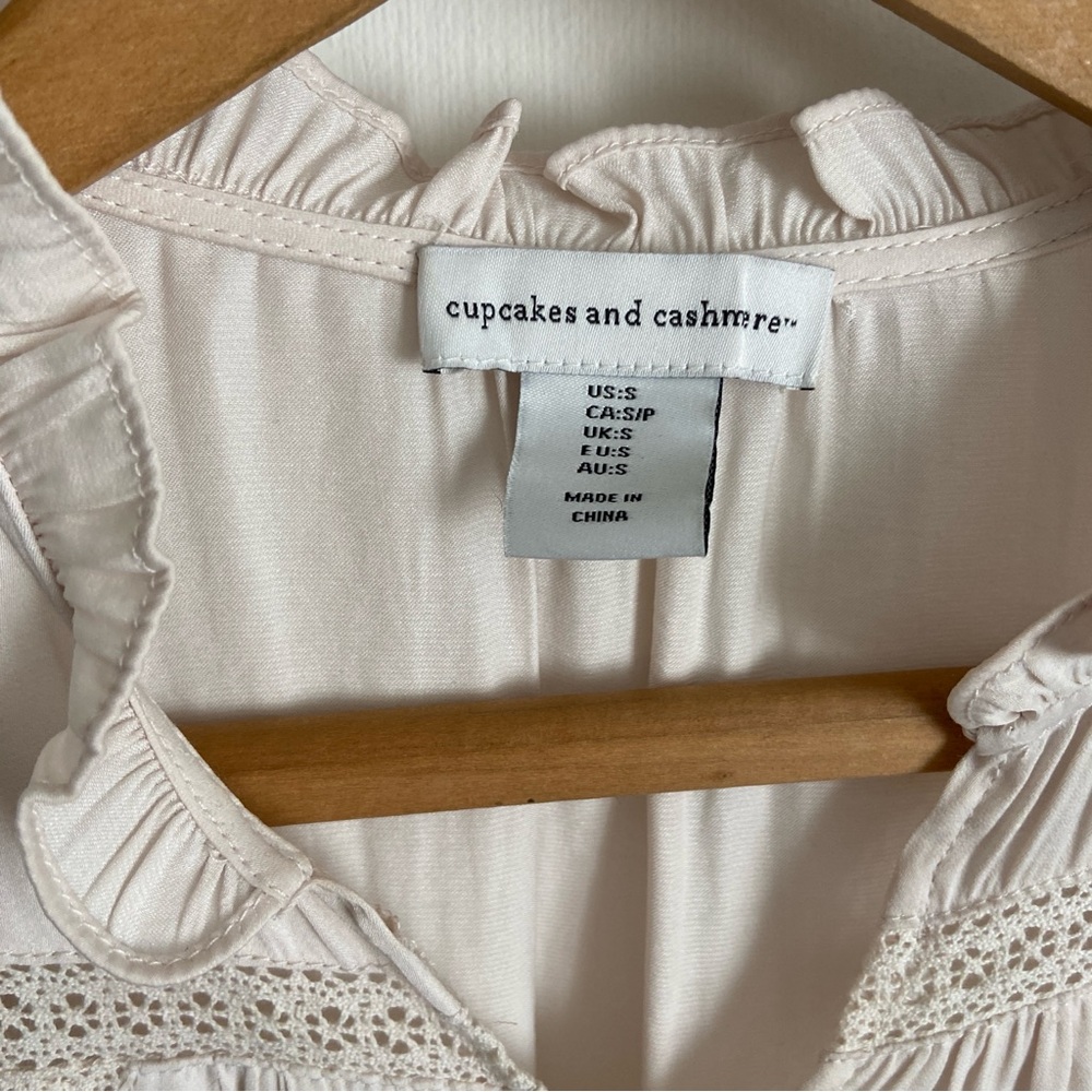 Soft Pink Women's Top Blouse - Picture 4 of 10